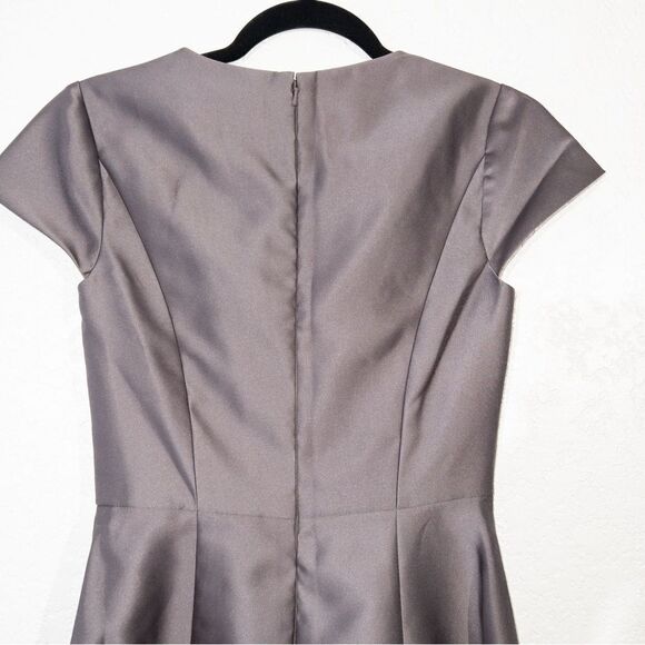 NWT Alfred Sung Caviar Gray Cap Sleeve V-Neck Satin Gown Size 0‎ - Picture 9 of 9